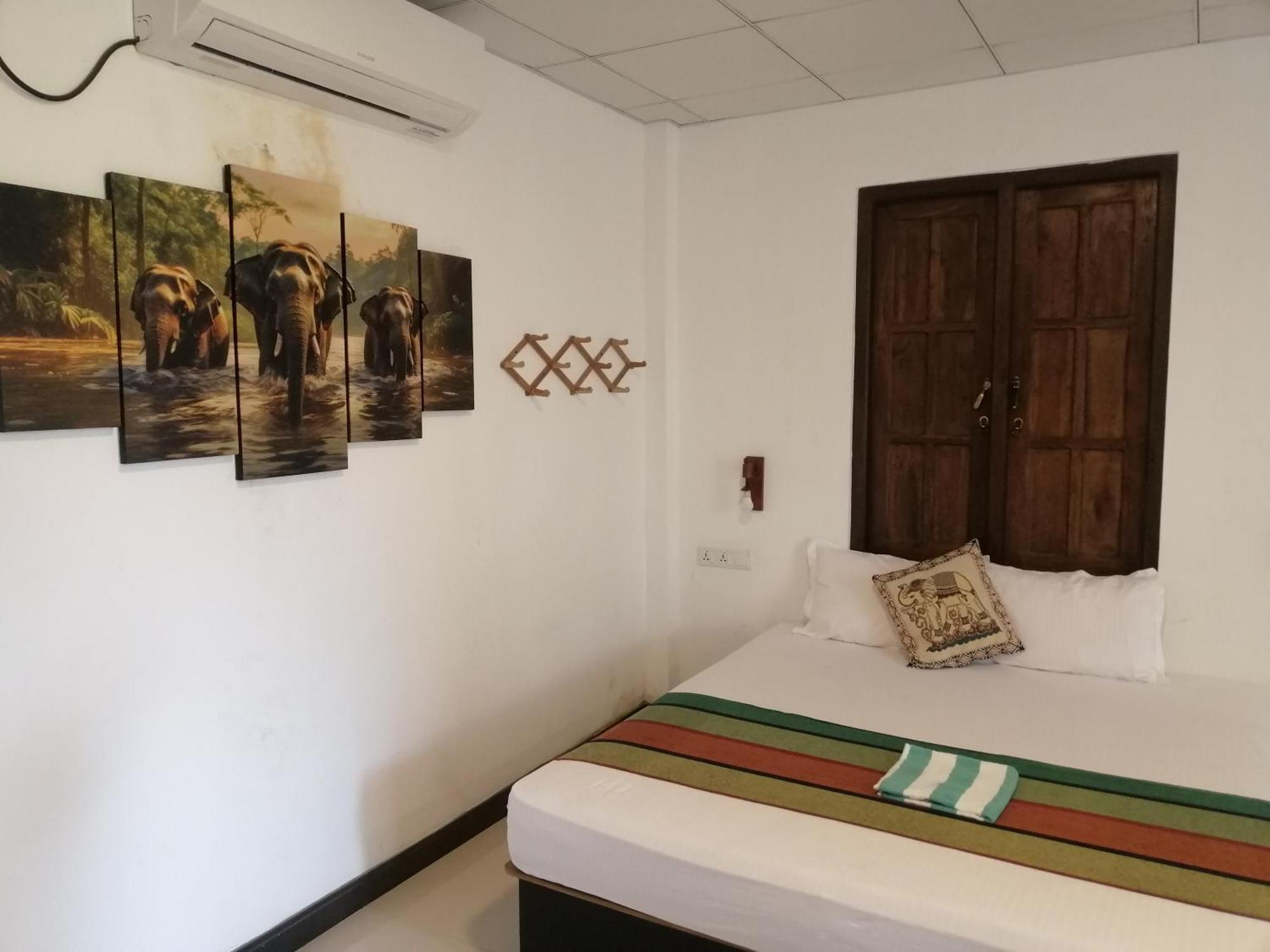 Guest house Malwathu Oya Forest Garden
