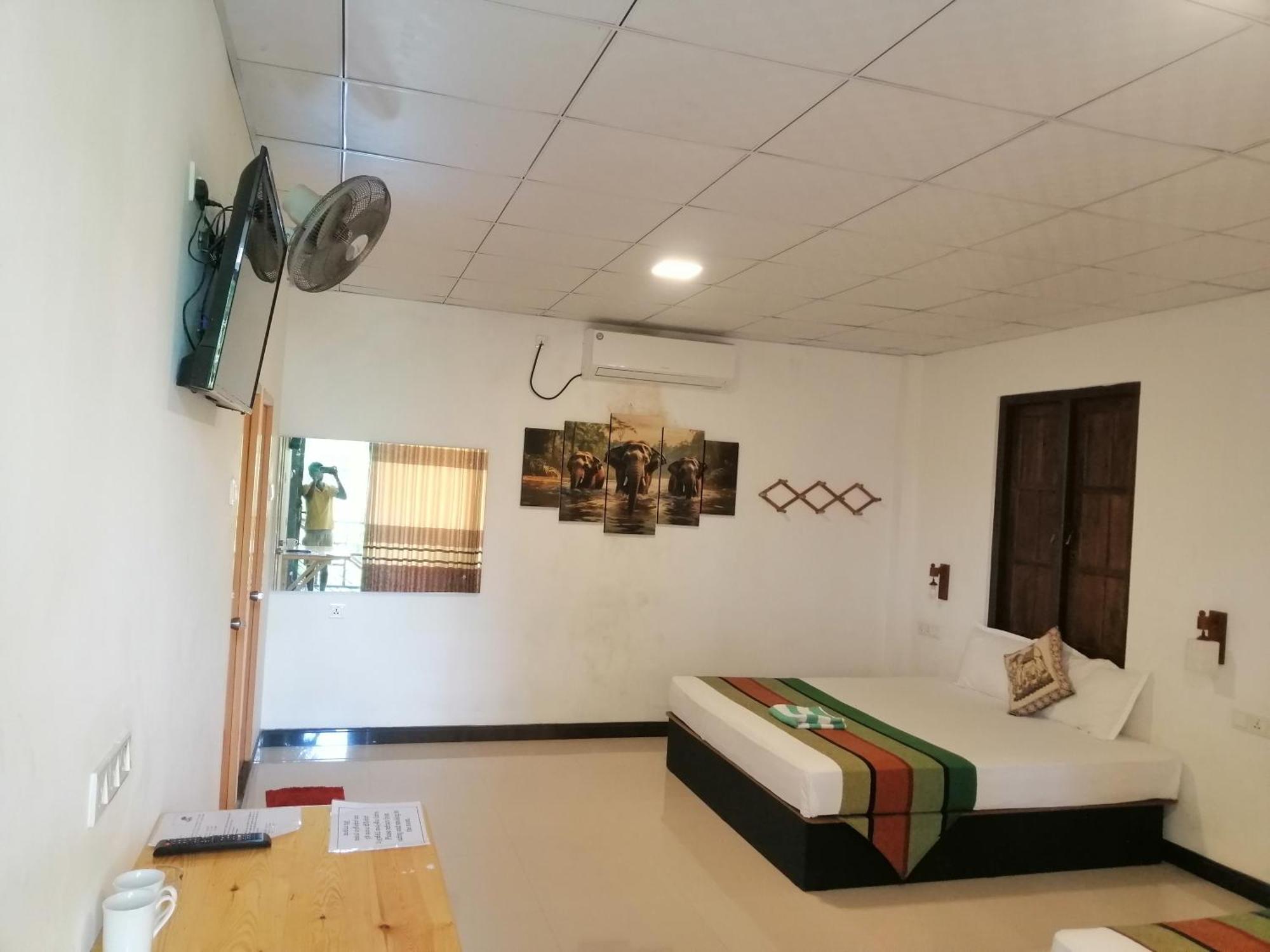 Guest house Malwathu Oya Forest Garden *